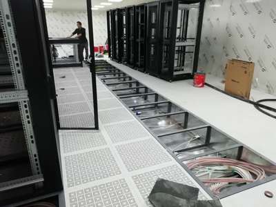 绵阳市中心医院机房建设与维护服务 构建高效、稳定、安全的医疗信息系统基石